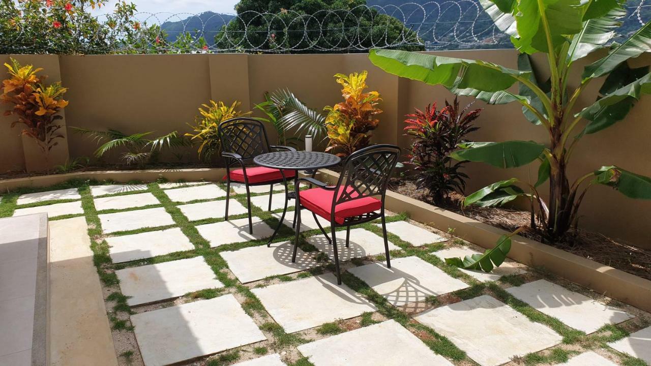 Apartmán Whispering Palms Bel Ombre Exteriér fotografie